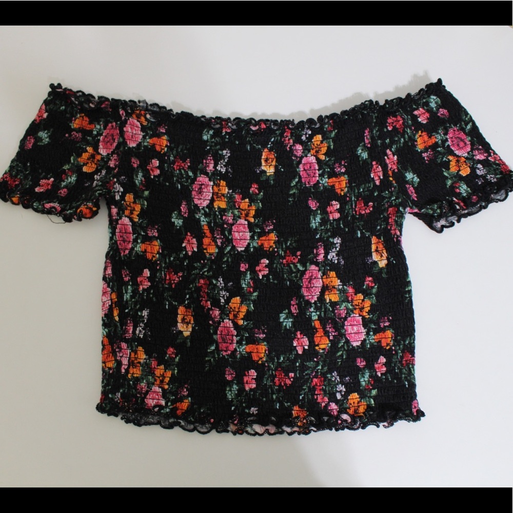 Off the Shoulder Cropped Floral Top